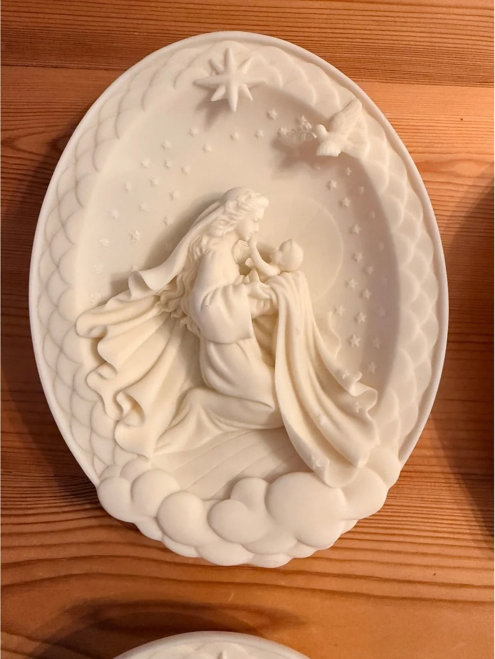 Bradford Exchange The Savior Is Born Set of 4 Bisque Porcelain Wall Plaques